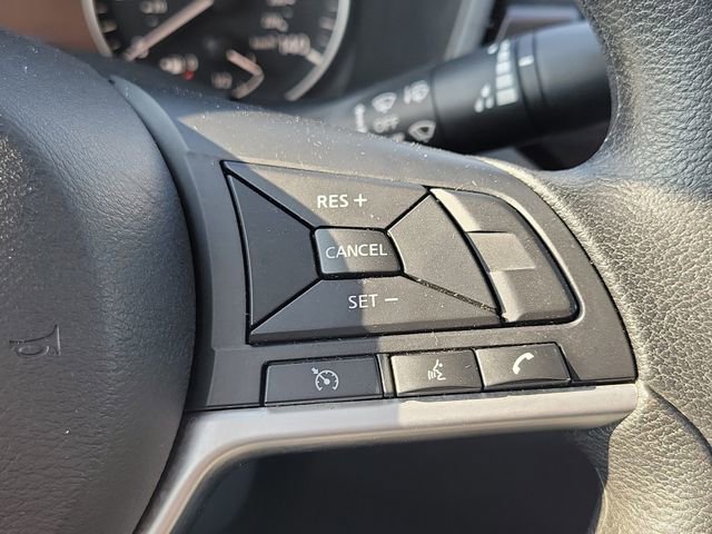Used 2024 Nissan Altima 2.5 SV FWD image 14