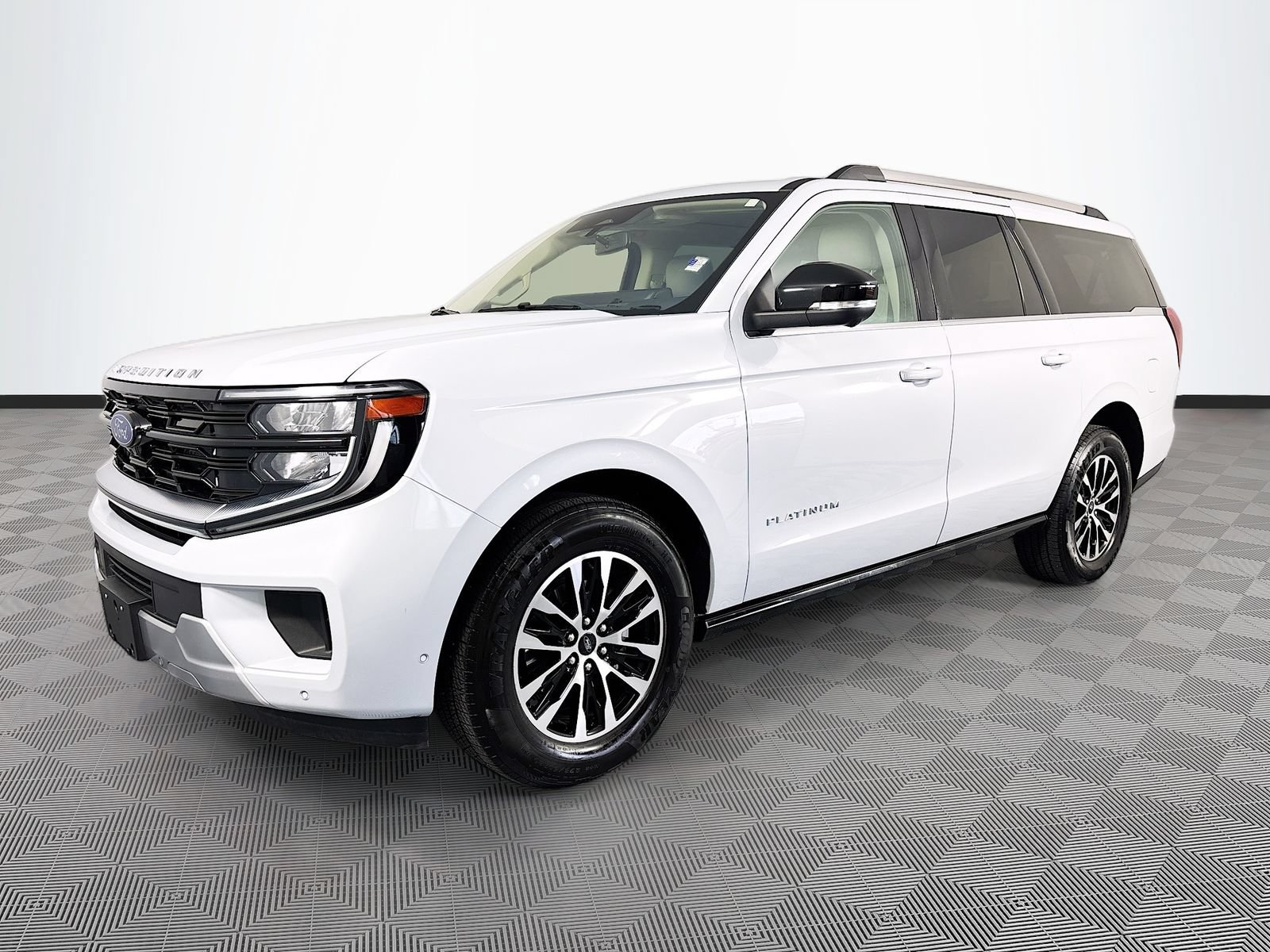 Certified 2025 Ford Expedition Max Platinum AWD/4WD image 3