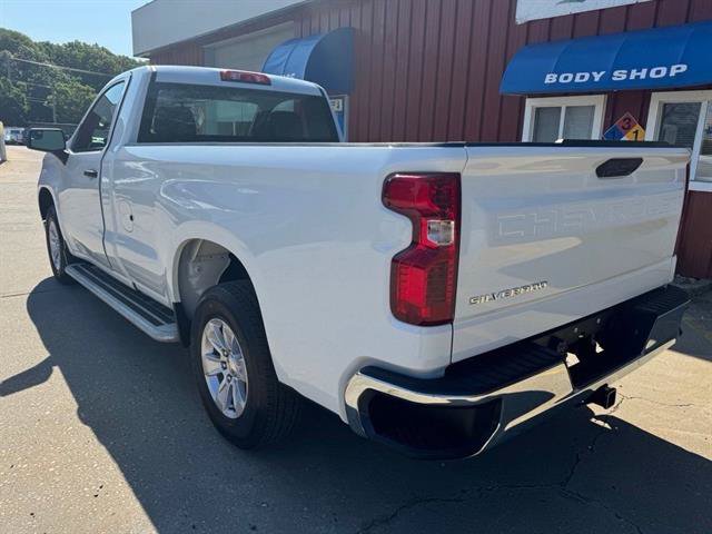 Used 2025 Chevrolet Silverado 1500 W/T RWD image 4