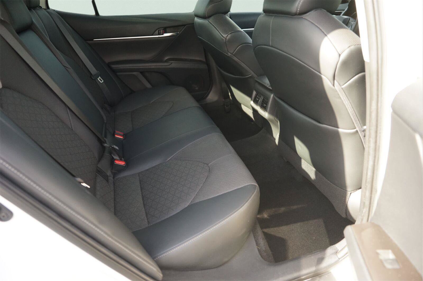 Used 2021 Toyota Camry XSE w/ Navigation Package FWD image 16