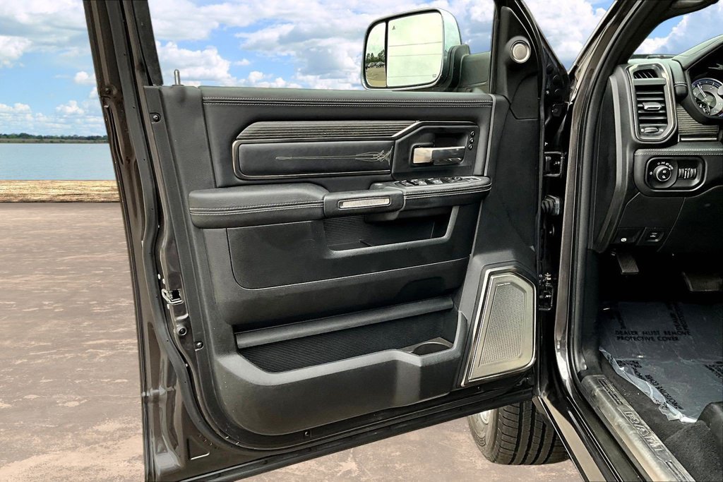 Used 2019 RAM 2500 Limited AWD/4WD image 23