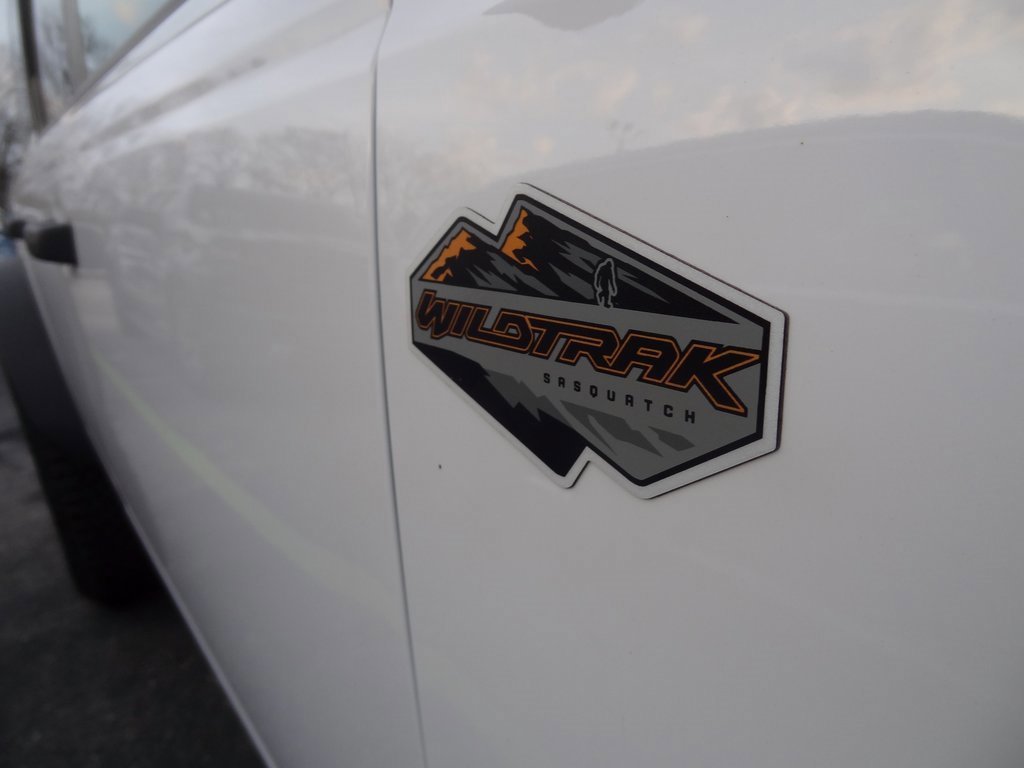 Certified 2024 Ford Bronco Wildtrak image 16