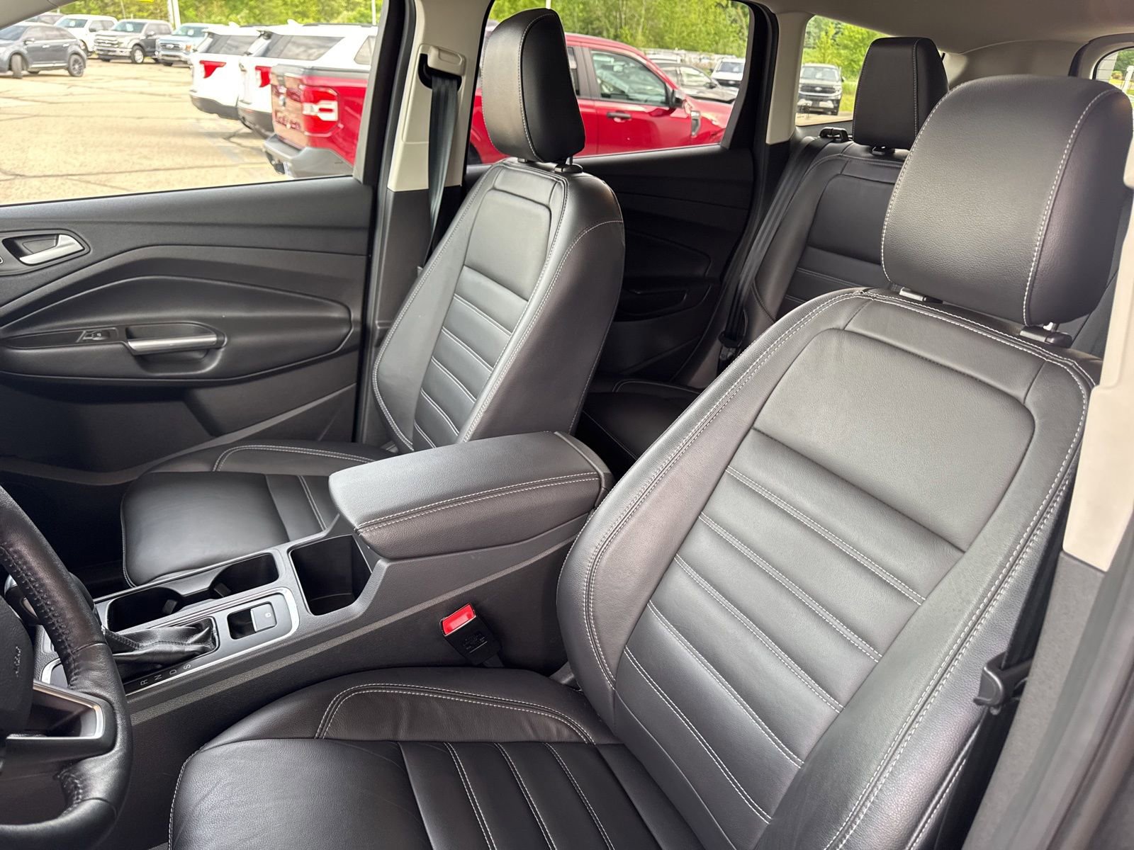 Certified 2018 Ford Escape Titanium AWD/4WD image 24