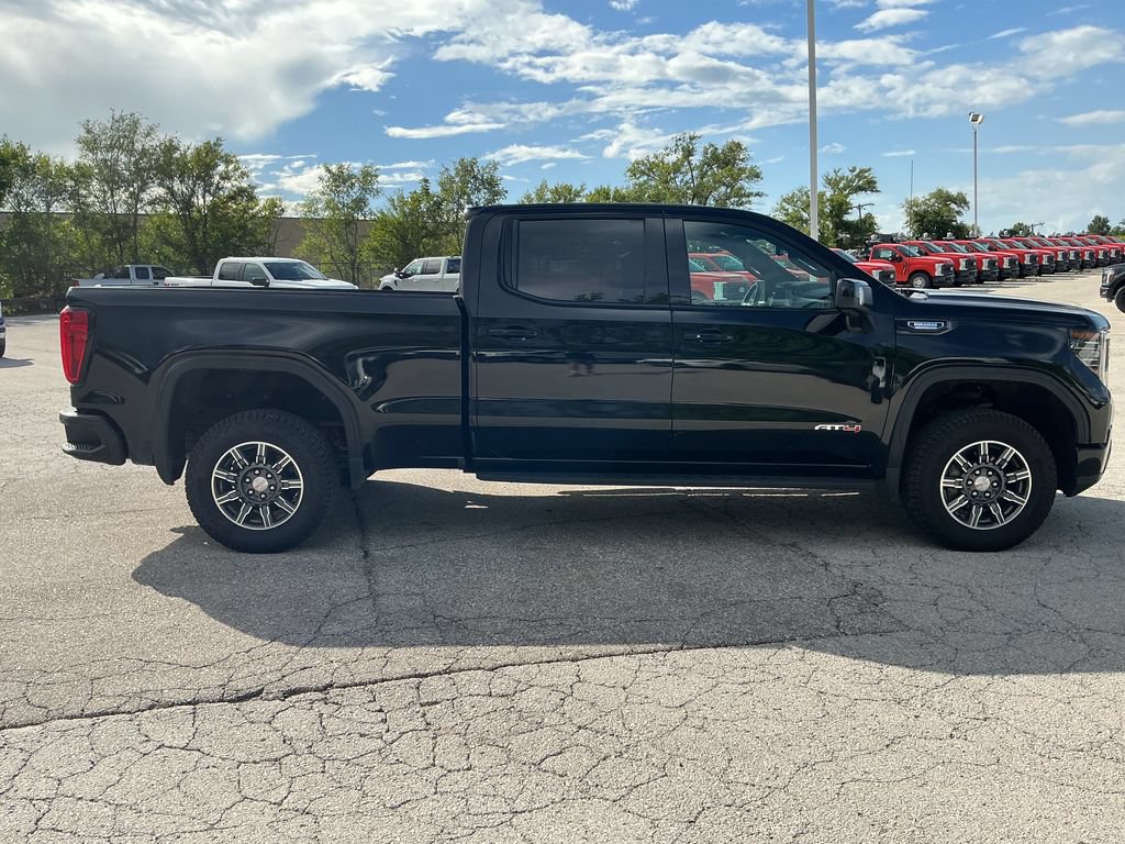 Used 2024 GMC Sierra 1500 AT4 w/ Technology Package AWD/4WD image 6