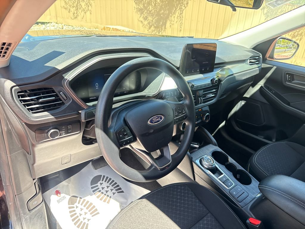 Certified 2025 Ford Escape Active AWD/4WD image 13