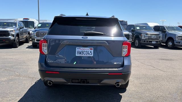 Certified 2021 Ford Explorer XLT w/ Equipment Group 202A AWD/4WD image 4