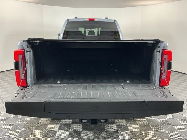 Certified 2024 Ford F450 Platinum w/ FX4 Off-Road Package image 8