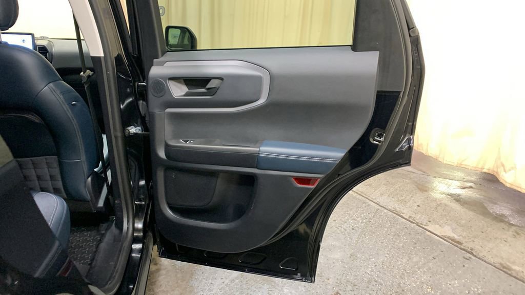 Certified 2022 Ford Bronco Sport Outer Banks w/ Tech Package image 18