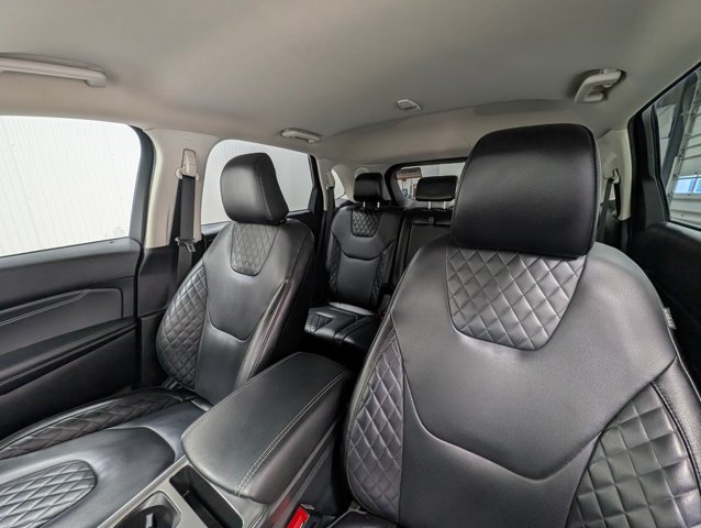 Certified 2023 Ford Edge Titanium w/ Equipment Group 301A AWD/4WD image 15