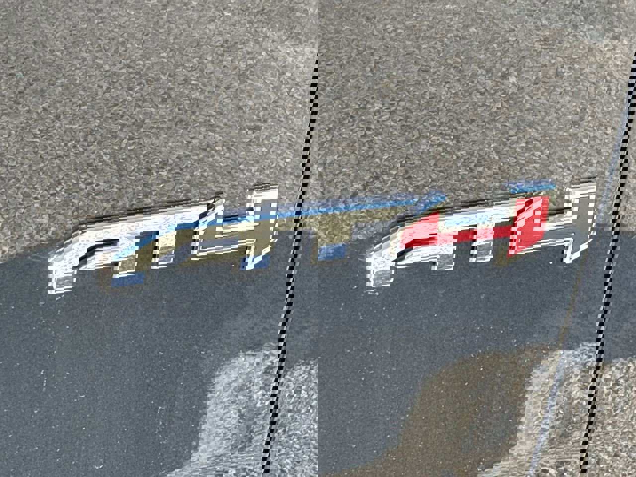 Used 2021 GMC Yukon XL AT4 w/ Technology Package image 15