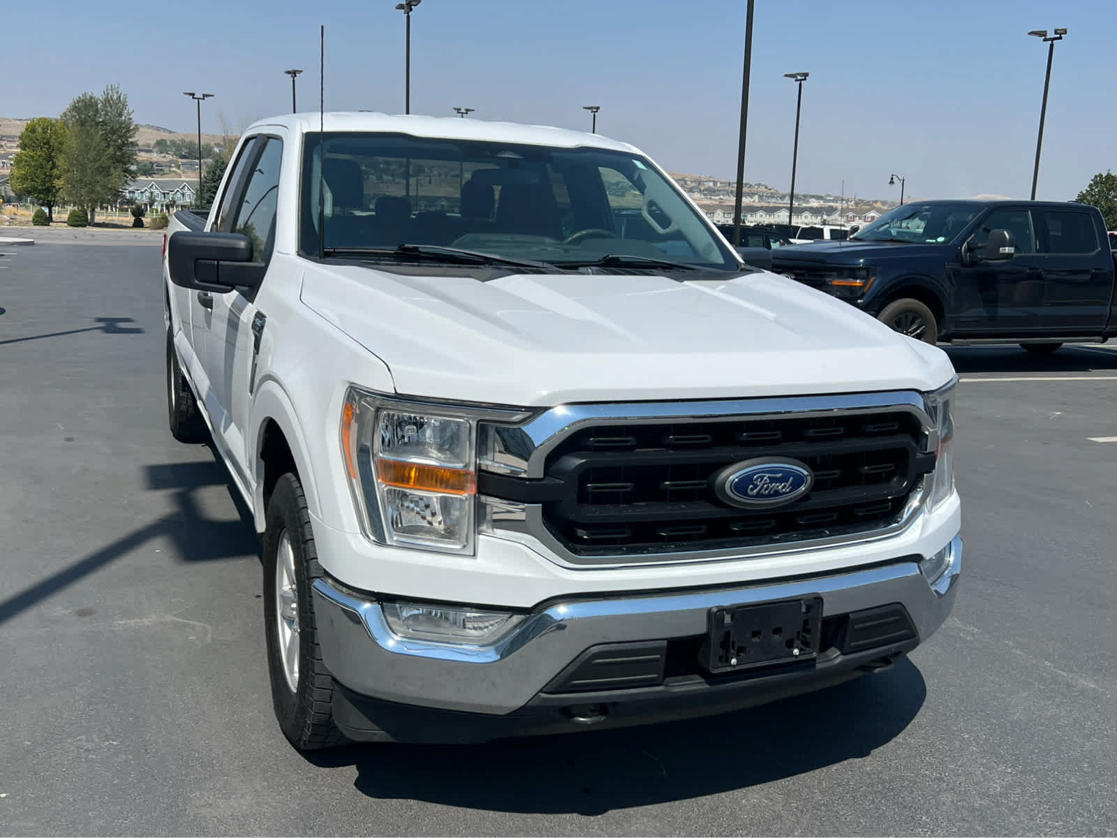 Certified 2022 Ford F150 XLT w/ Trailer Tow Package AWD/4WD image 4