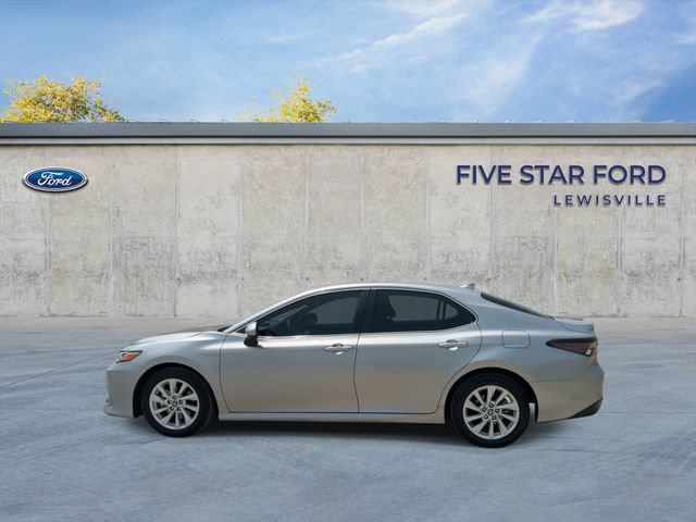 Used 2024 Toyota Camry LE FWD image 5