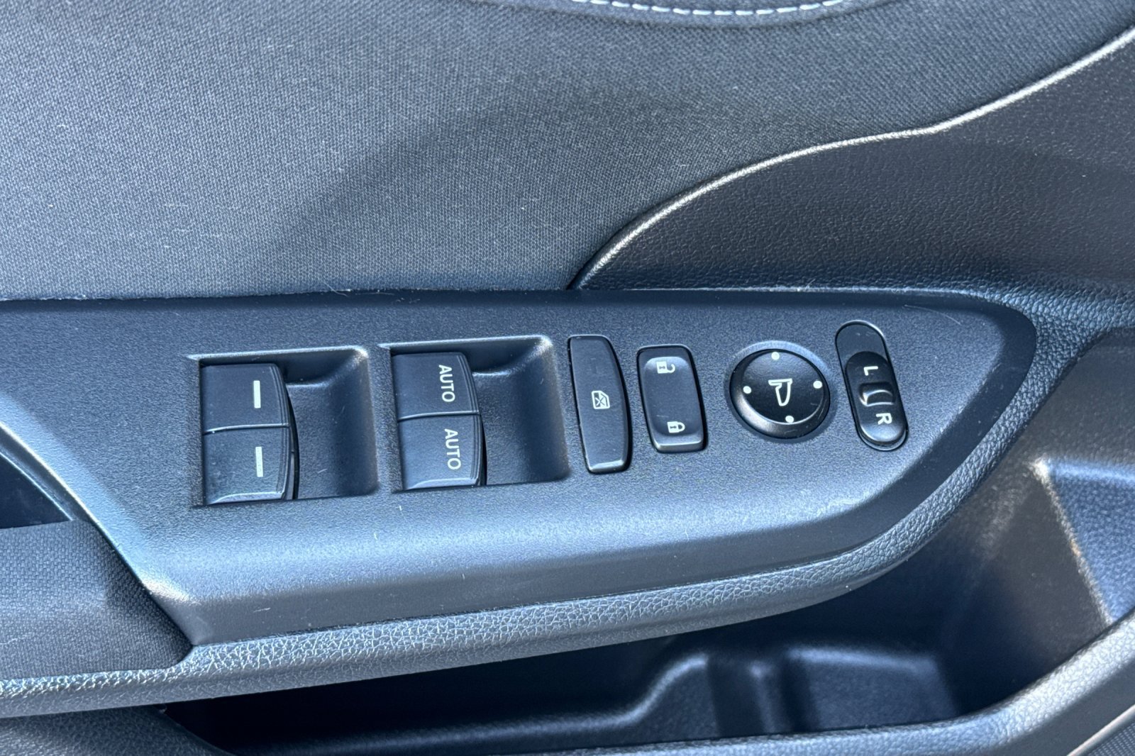 Used 2018 Honda Civic EX image 10