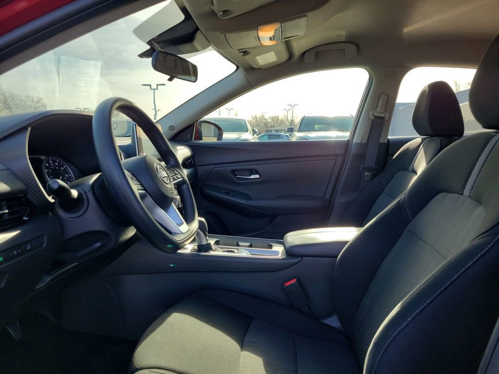 Used 2024 Nissan Sentra SV image 16