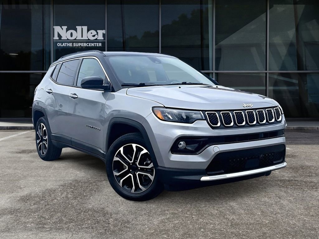 Used 2023 Jeep Compass Limited AWD/4WD image 11