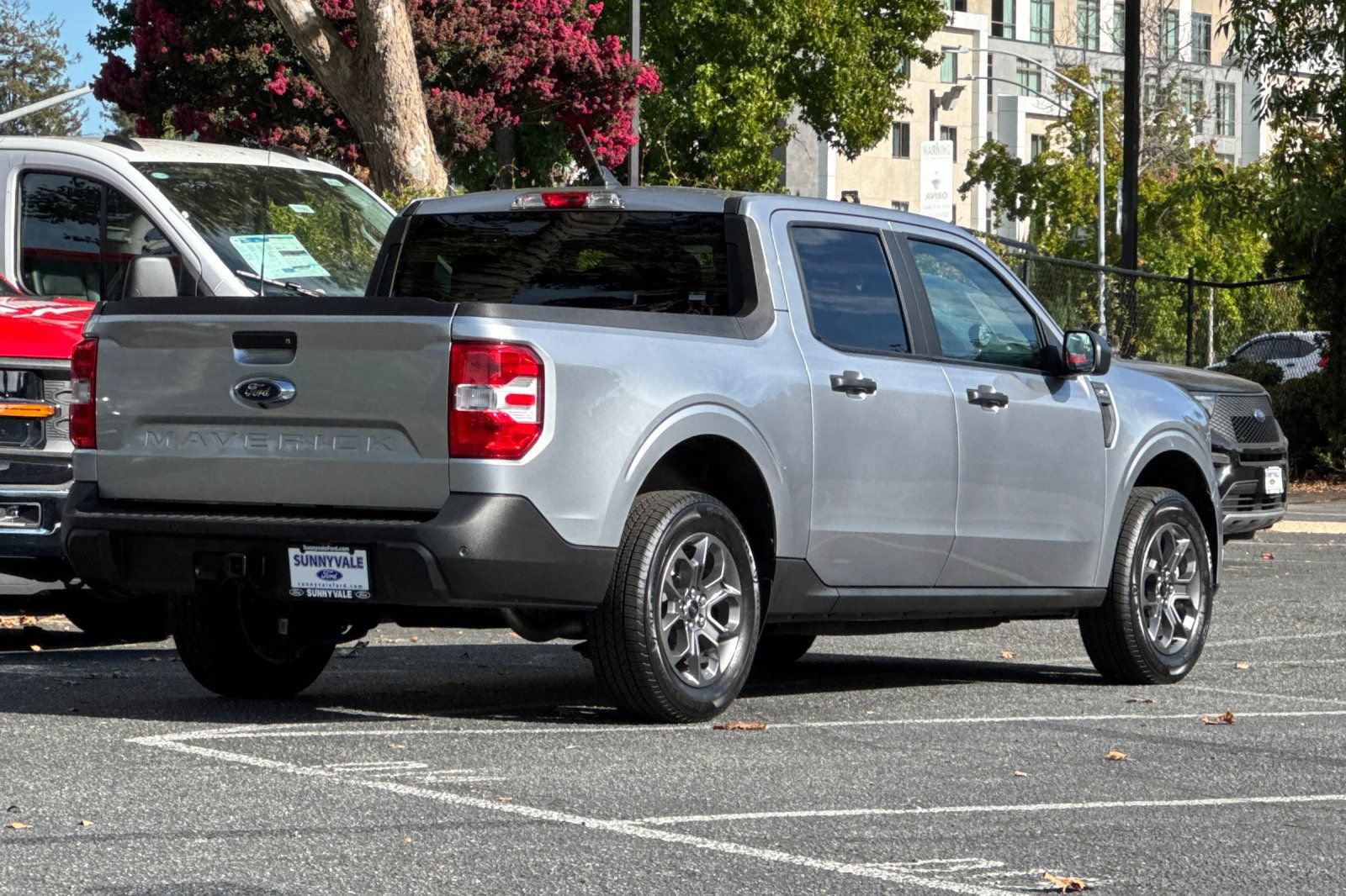 Certified 2024 Ford Maverick XLT FWD image 4