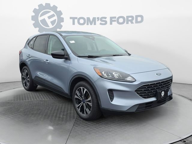 Certified 2022 Ford Escape SE w/ SE Sport Appearance Package AWD/4WD image 7
