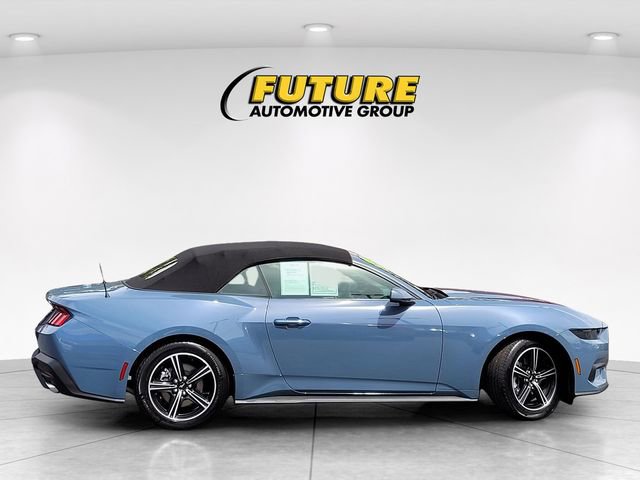 Certified 2025 Ford Mustang Convertible RWD image 9
