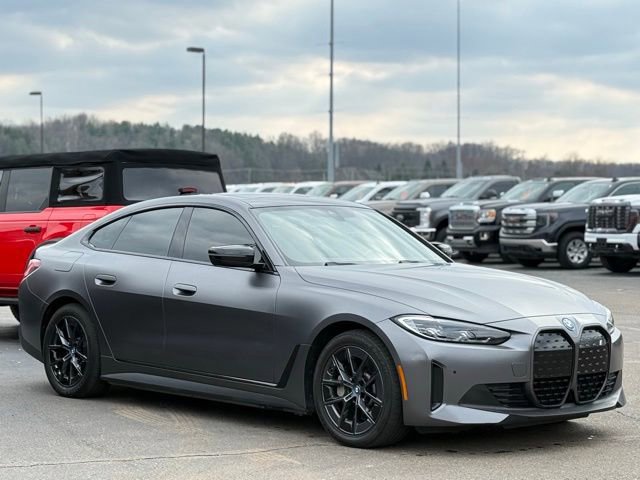 Used 2023 BMW i4 eDrive40 w/ Premium Package image 13