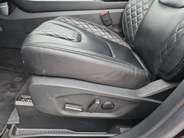 Certified 2023 Ford Edge Titanium AWD/4WD image 17