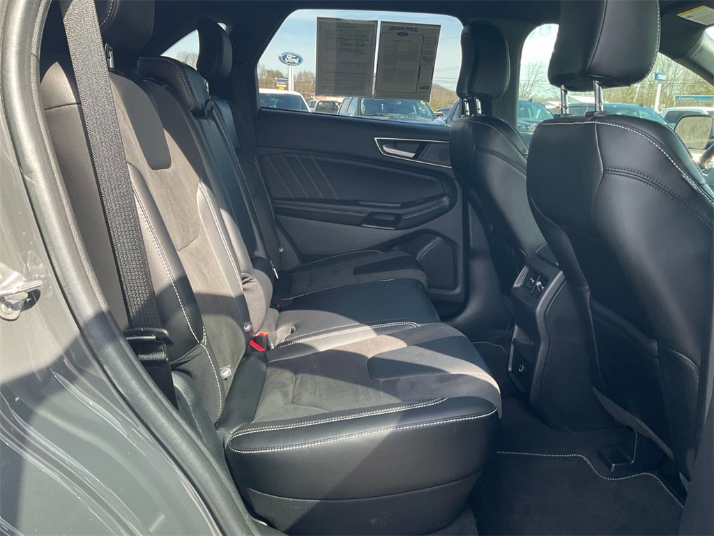 Certified 2021 Ford Edge ST image 13