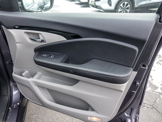 Used 2020 Honda Pilot Touring image 33