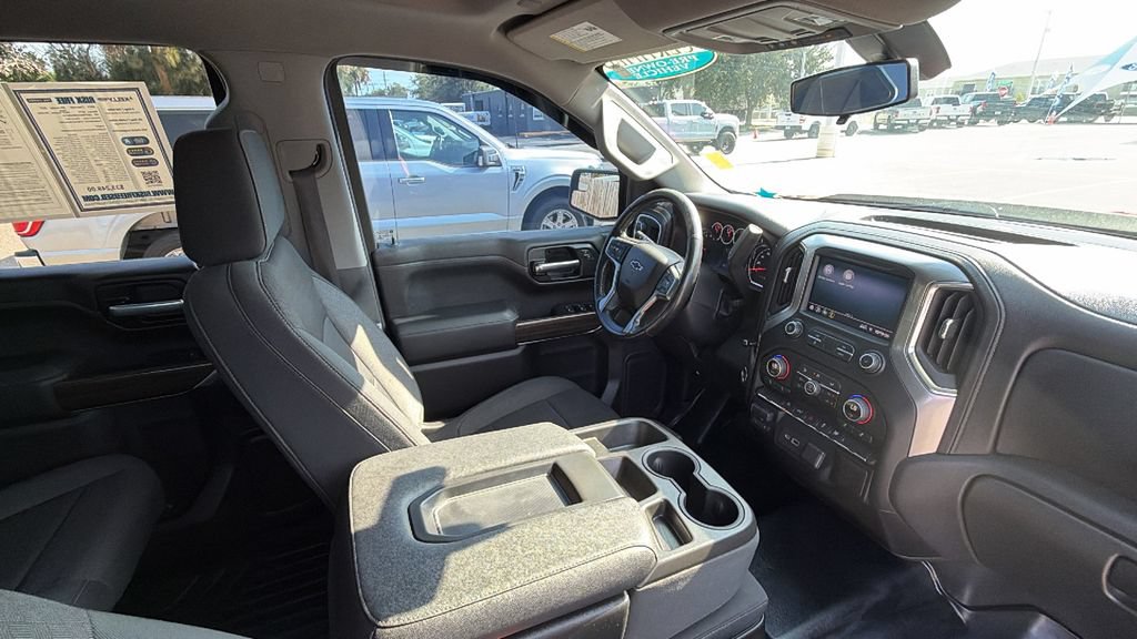 Used 2021 Chevrolet Silverado 1500 RST w/ Bed Protection Package RWD image 31
