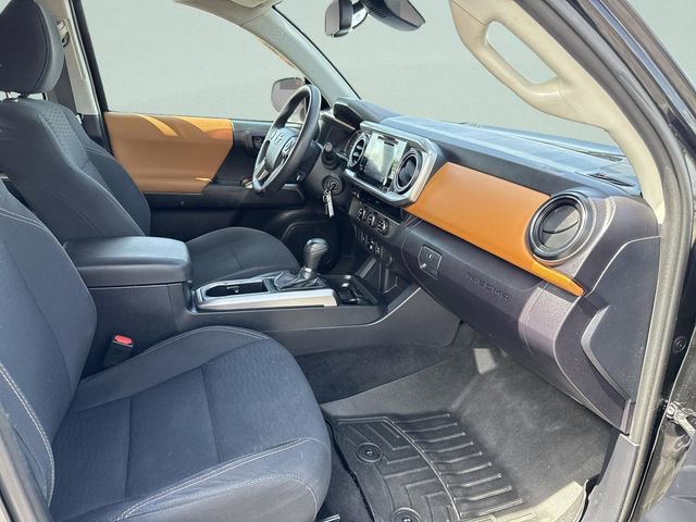 Used 2018 Toyota Tacoma SR5 RWD image 22