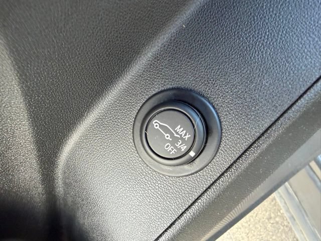Used 2023 Chevrolet Equinox LT FWD image 6