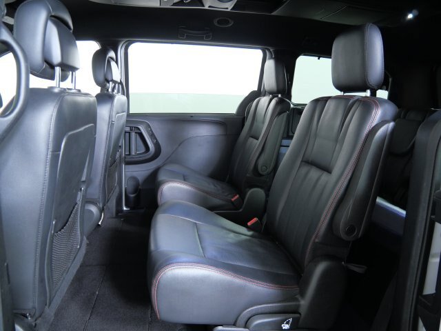 Used 2017 Dodge Grand Caravan GT FWD image 14