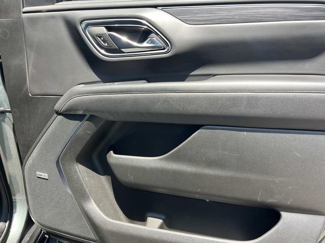 Used 2023 GMC Yukon SLT AWD/4WD image 26