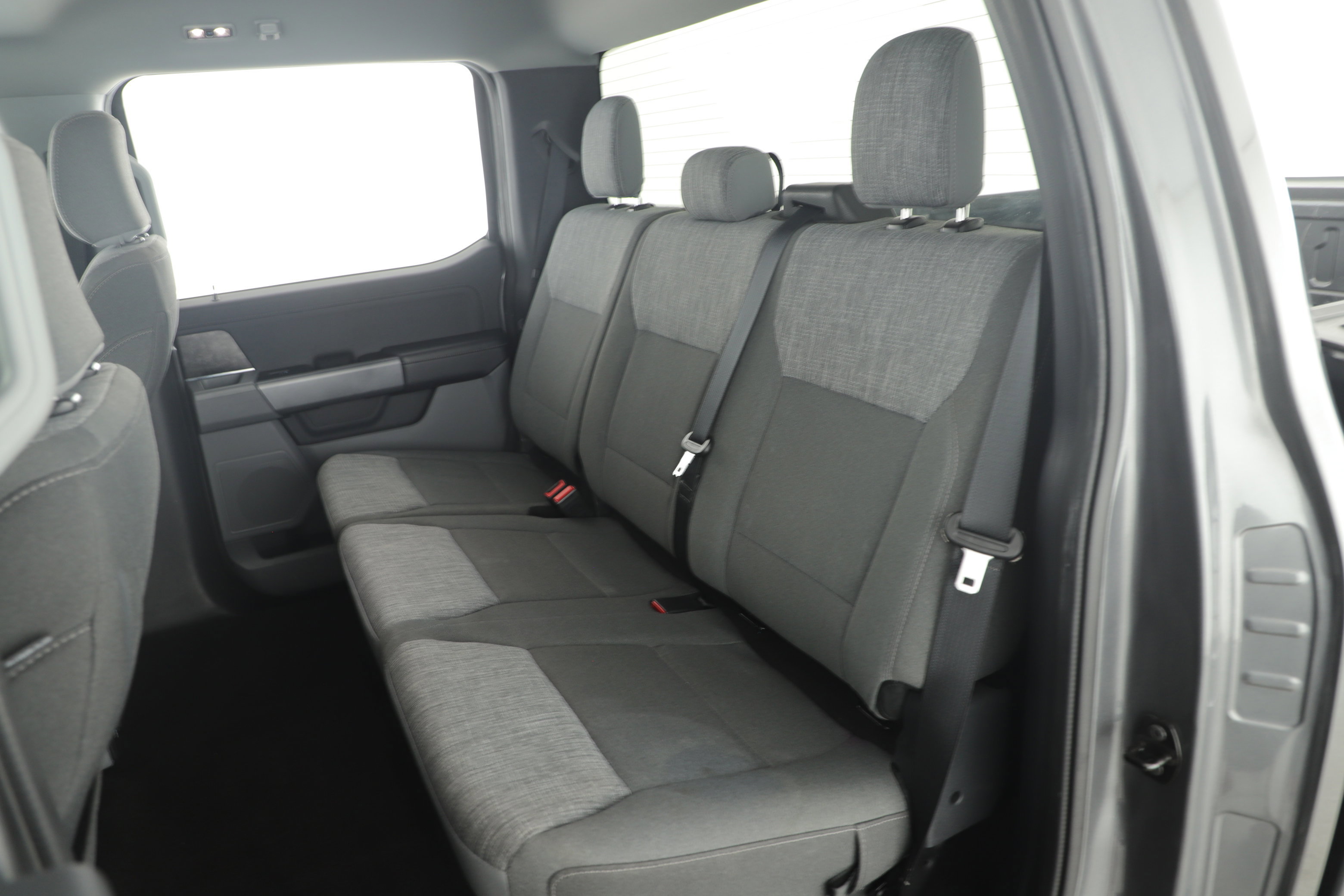 Certified 2022 Ford F150 XLT w/ Equipment Group 302A High image 24