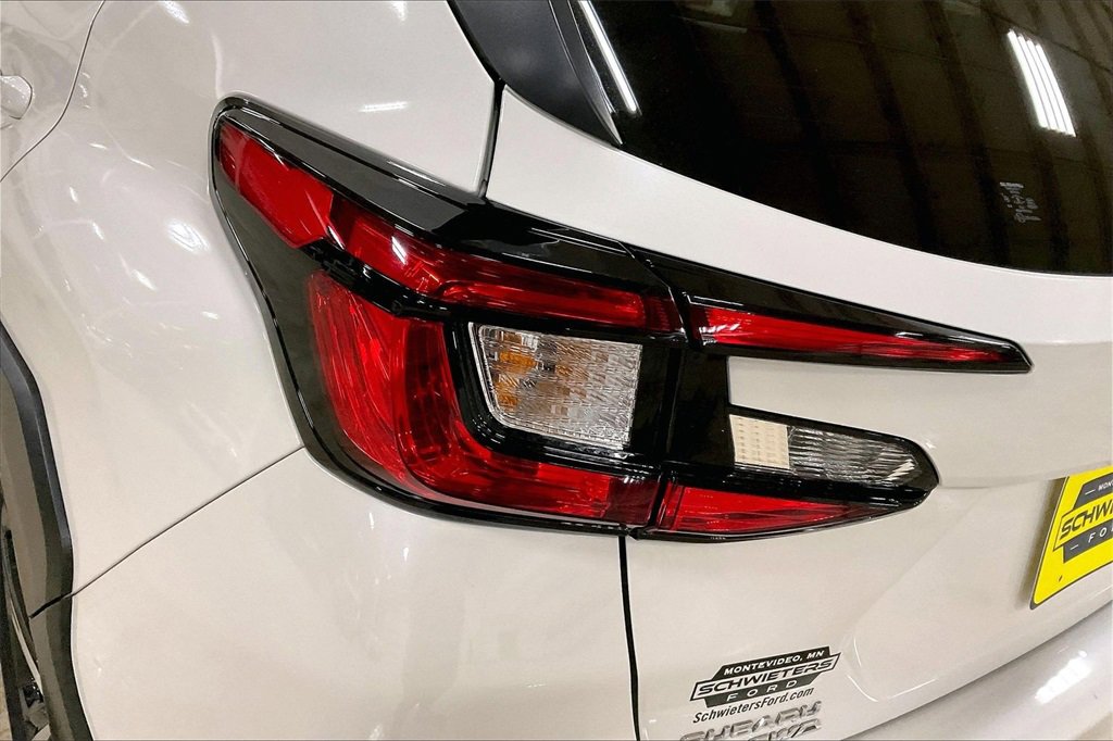 Used 2024 Subaru Crosstrek 2.0i Premium image 28