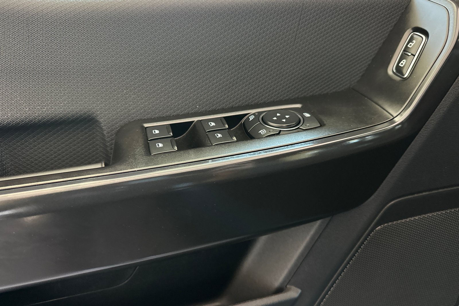 Certified 2022 Ford F150 XL w/ STX Appearance Package AWD/4WD image 10