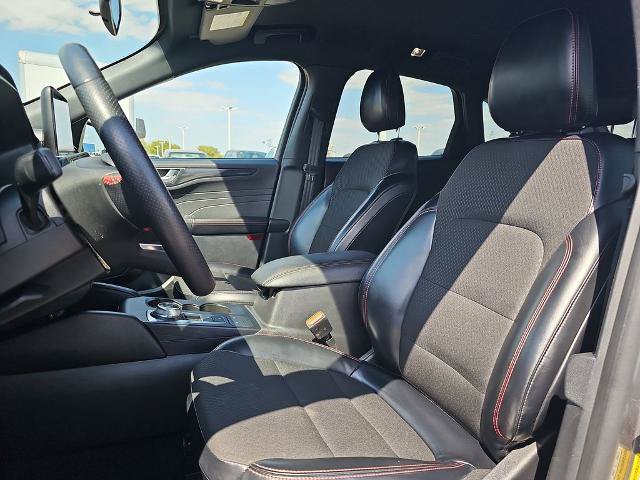 Certified 2025 Ford Escape ST-Line FWD image 15