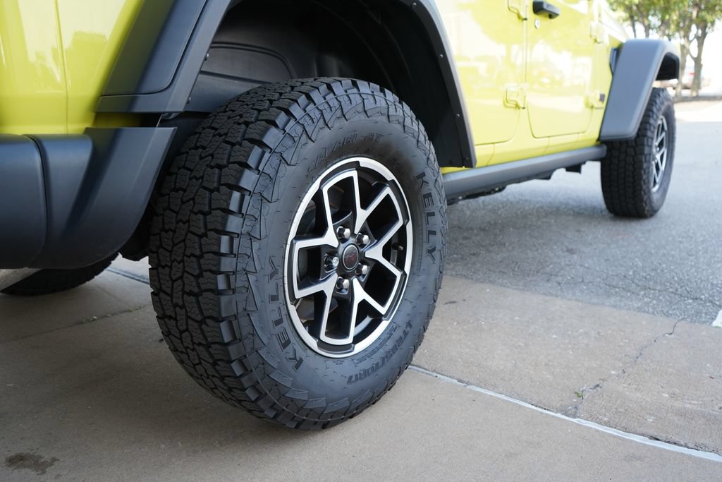 Used 2024 Jeep Wrangler Unlimited Rubicon AWD/4WD image 8