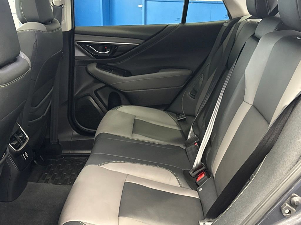 Used 2024 Subaru Outback Onyx Edition AWD/4WD image 31