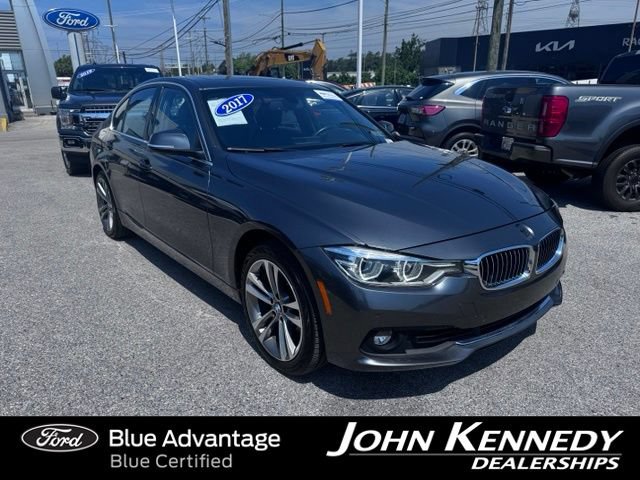 Used 2017 BMW 330i xDrive Sedan AWD/4WD image 9