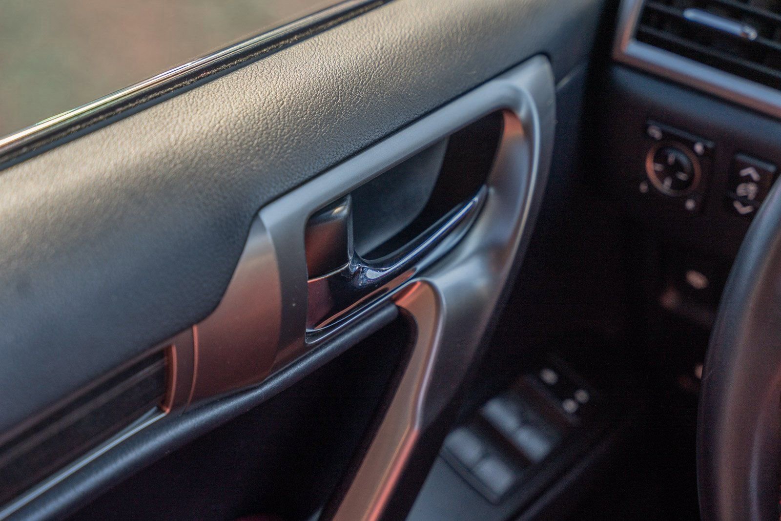 Used 2023 Lexus GX 460 Premium w/ Premium Package image 28