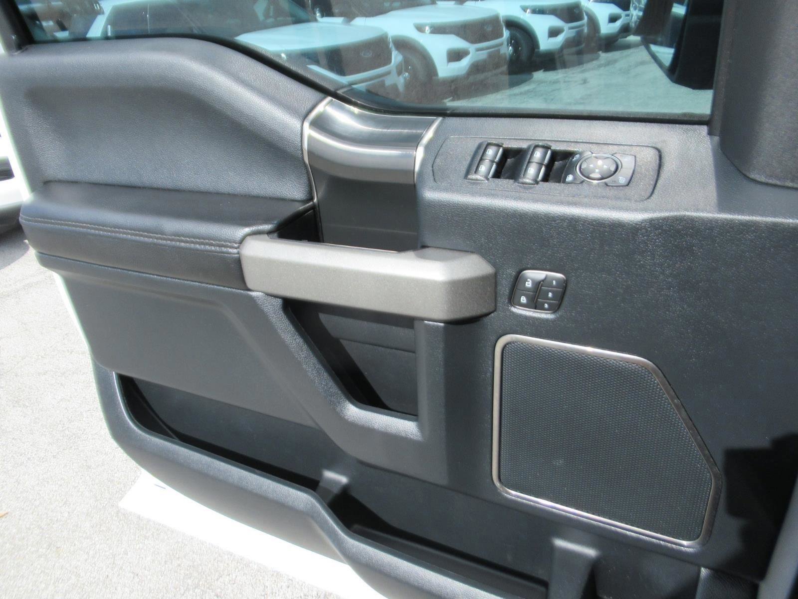 Certified 2020 Ford F150 Raptor w/ Equipment Group 802A Luxury image 30