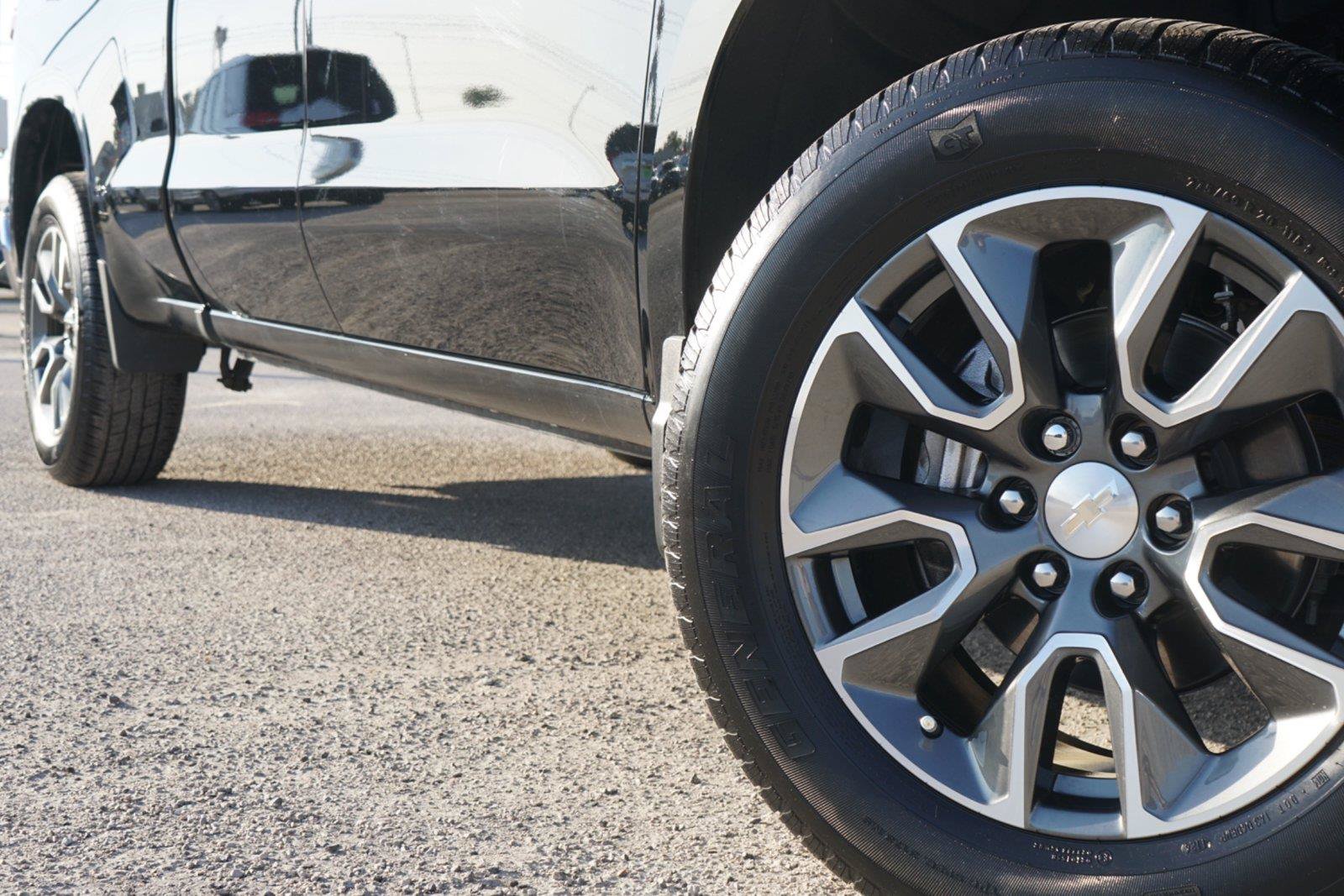 Used 2024 Chevrolet Silverado 1500 LT RWD video 2