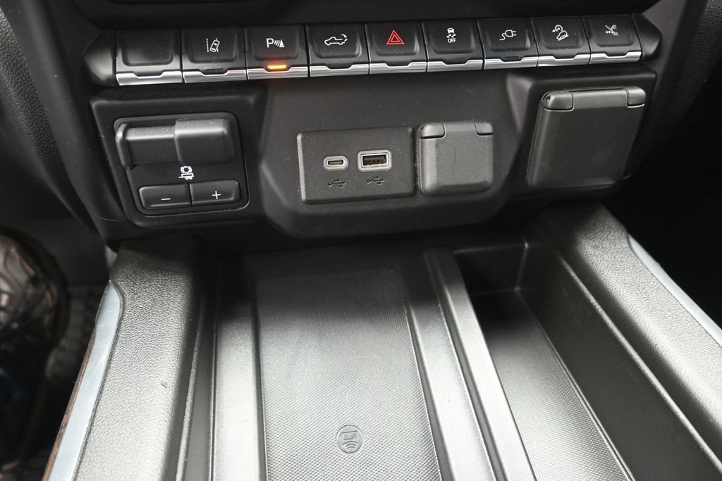 Used 2022 GMC Sierra 2500 Denali AWD/4WD image 28