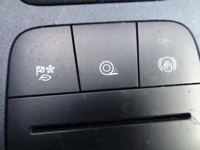 Certified 2022 Ford Maverick XLT w/ XLT Luxury Package FWD image 28