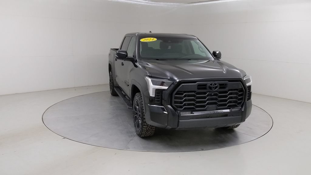 Used 2024 Toyota Tundra Limited w/ TRD Off-Road Package AWD/4WD image 10