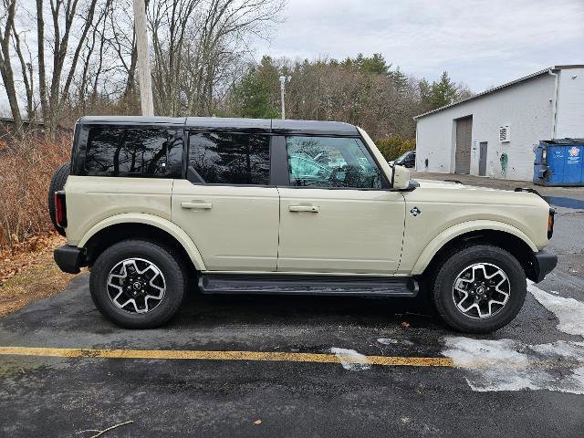Certified 2025 Ford Bronco Outer Banks AWD/4WD image 2