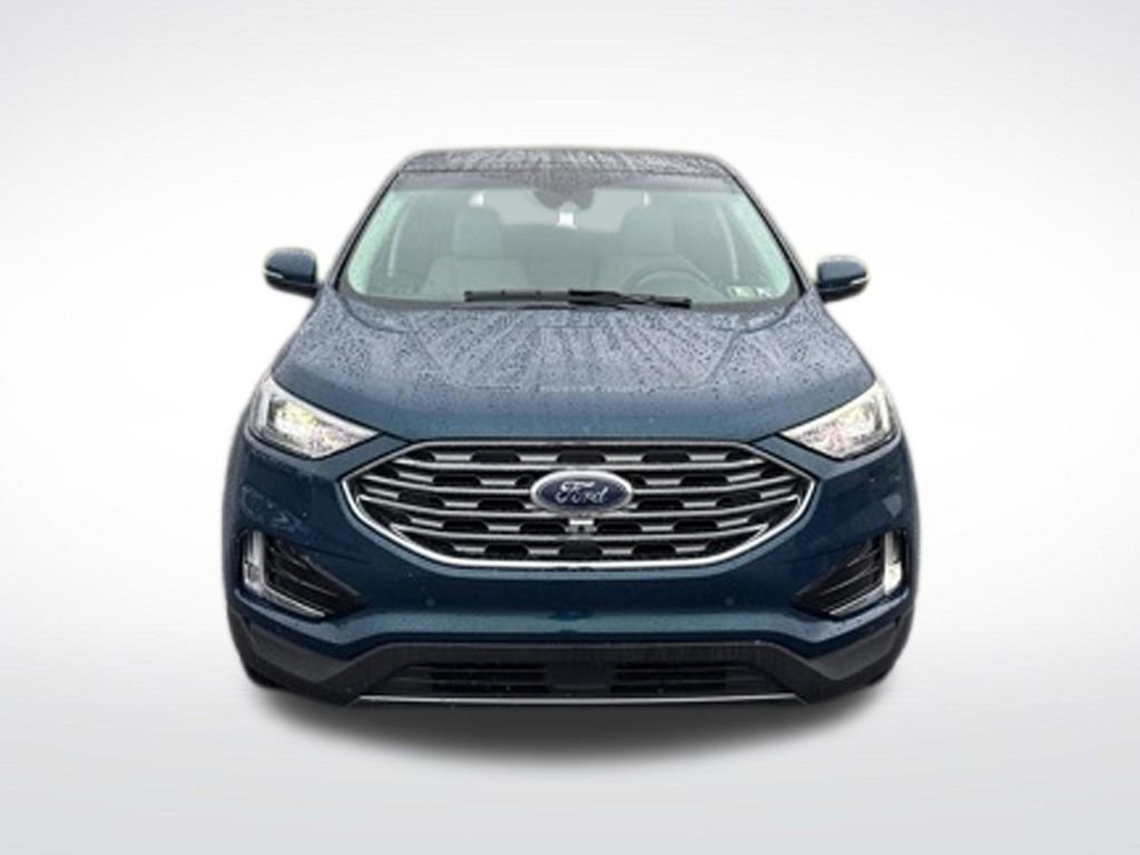 Certified 2020 Ford Edge Titanium w/ Equipment Group 301A AWD/4WD image 2