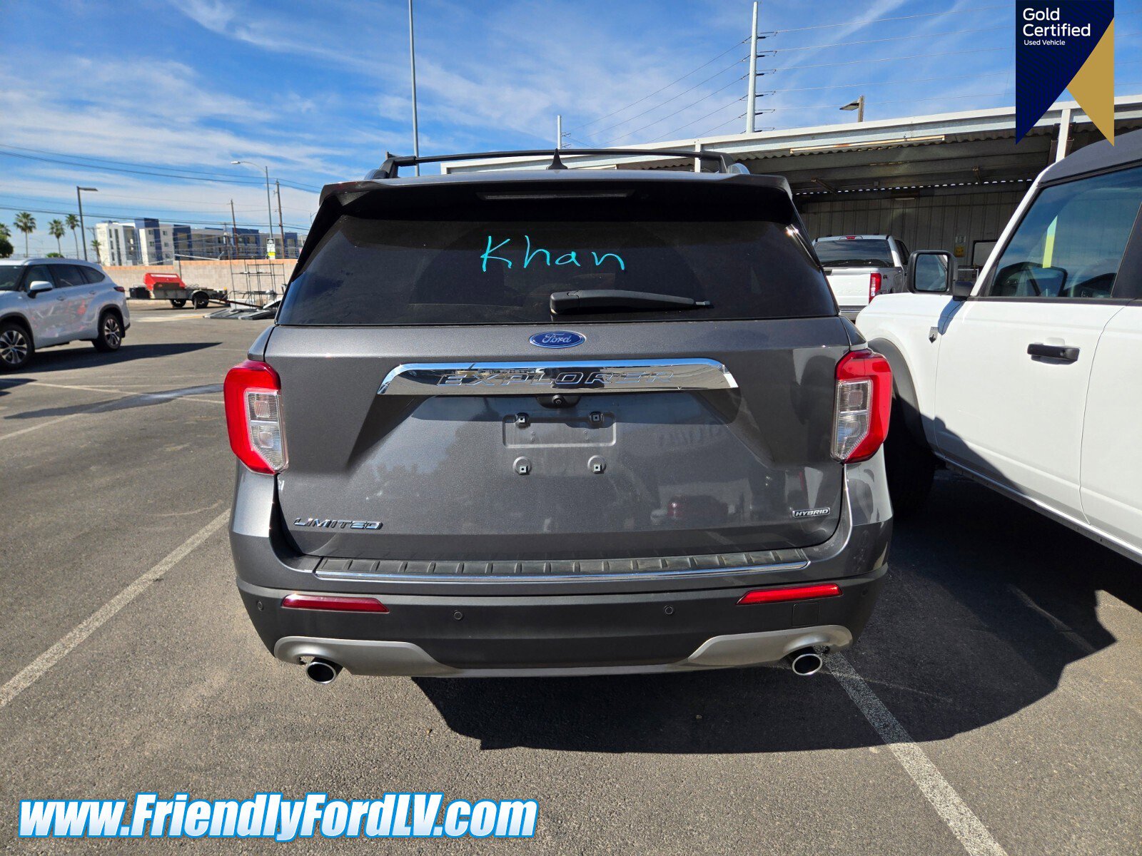 Certified 2023 Ford Explorer Limited w/ Hybrid Equipment Group 310A image 3