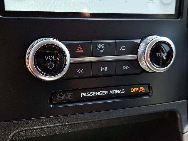 Certified 2024 Ford Edge SEL AWD/4WD image 15