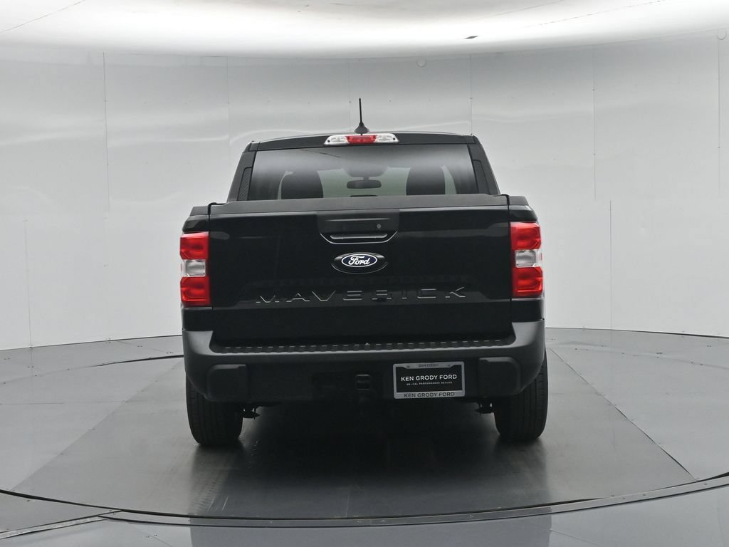 Certified 2025 Ford Maverick XL FWD image 19