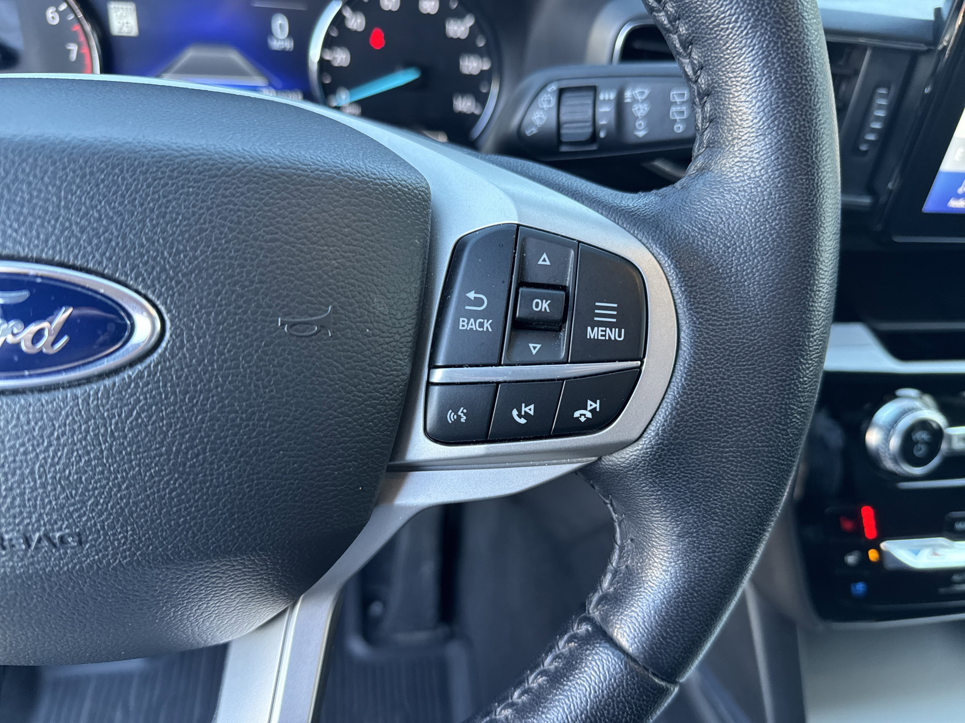 Certified 2022 Ford Explorer Limited image 34